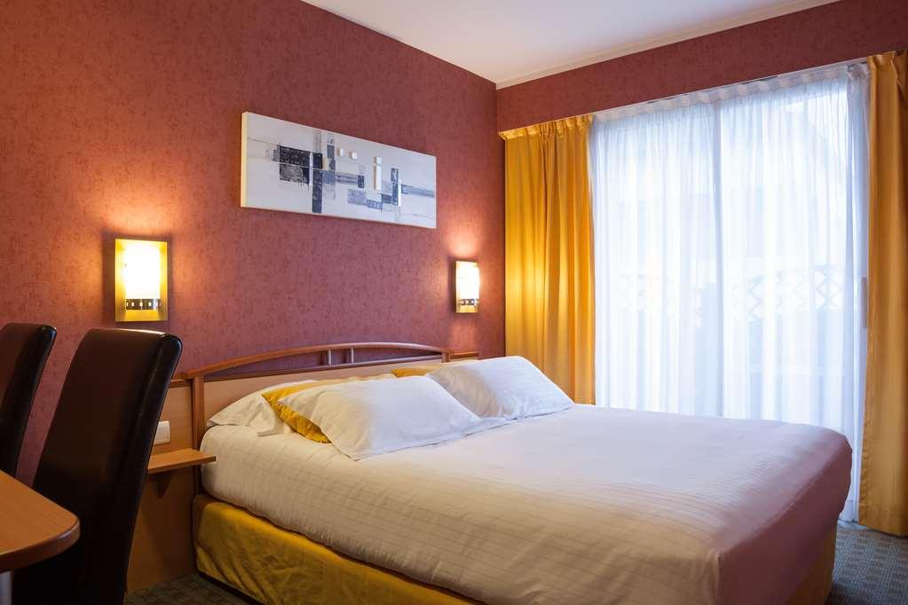 The Originals Boutique, Hotel La Chaussairie, Rennes Sud Chartres-de-Bretagne Room photo